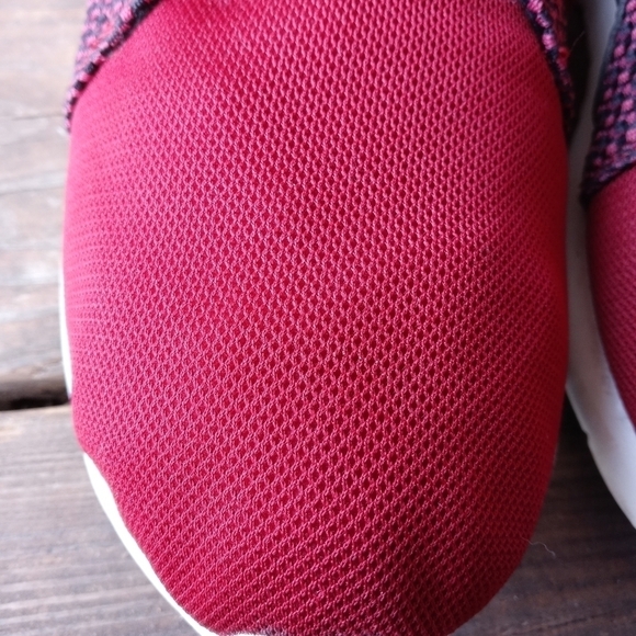 PUMA 188150-04 CARSON RUNNER MAROON BURGUNDY GARNET RED SHOES SIZE men's 12. 164 - Picture 4 of 11